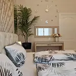Opera View Residence - Live In Luxury