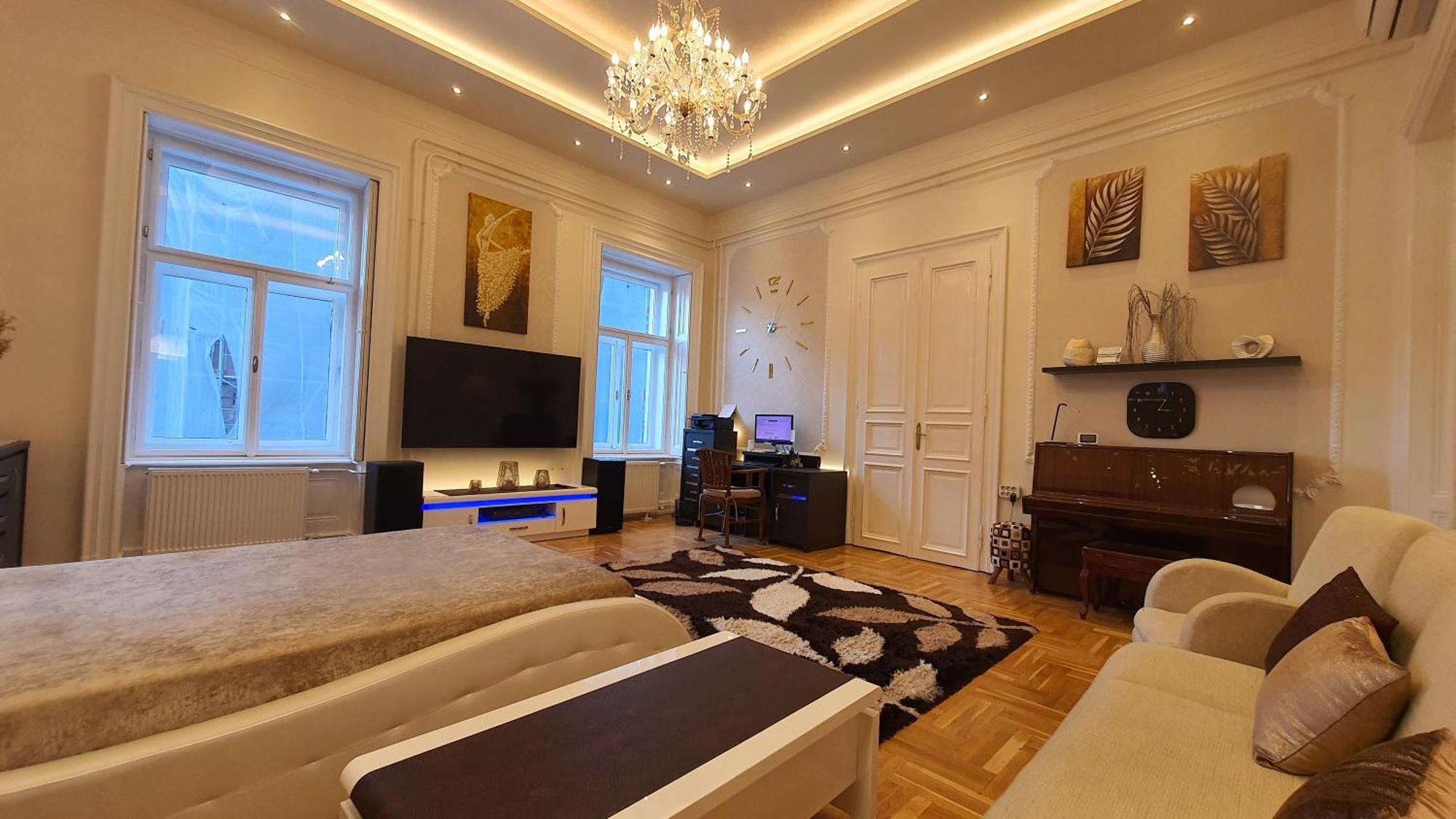Apartment Opera View - Live In Luxury Budapest